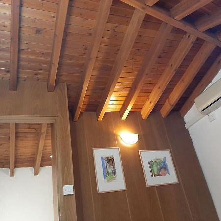 Blue Cottage Apsiou Exterior foto